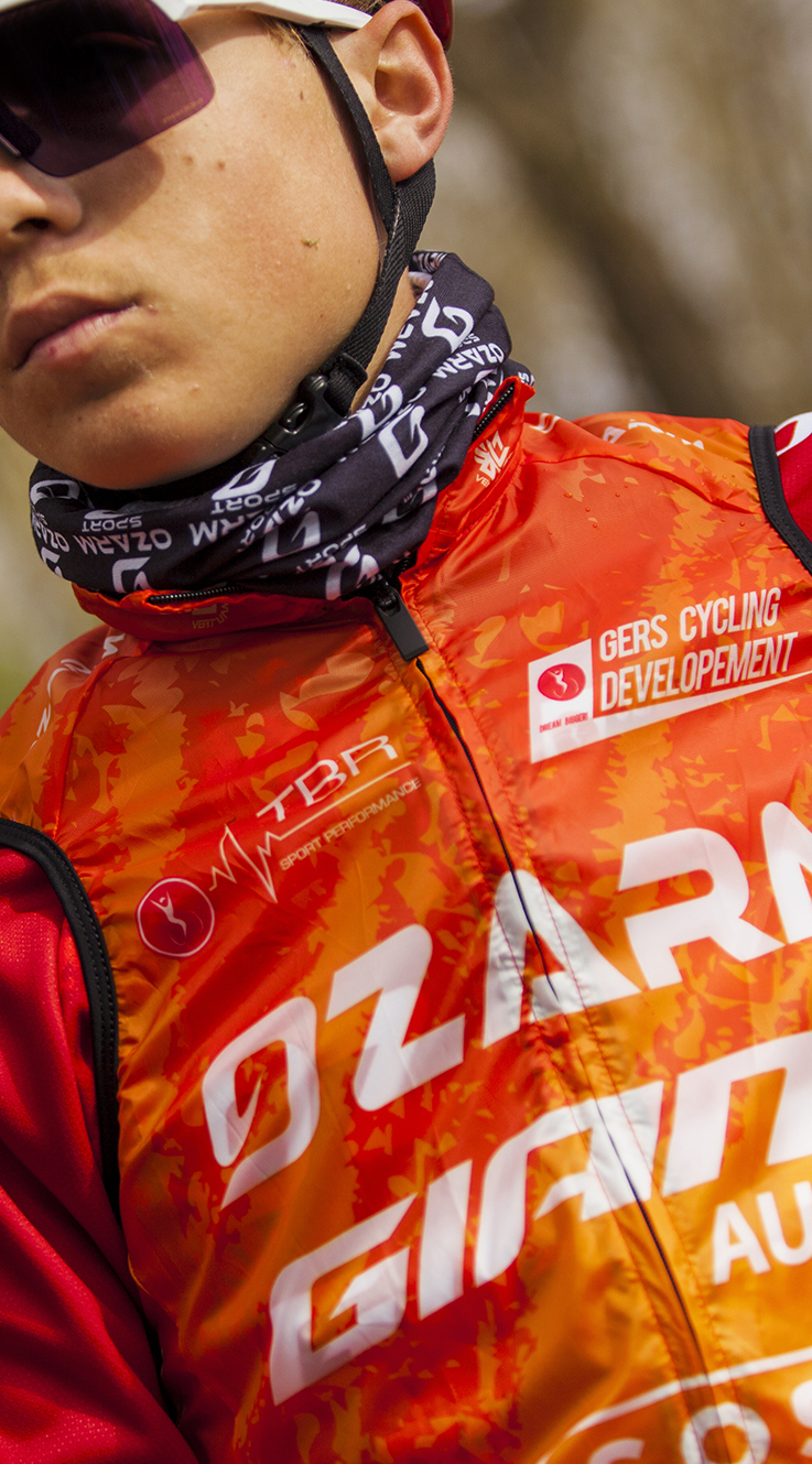 OZARM GIANT CYCLING TEAM